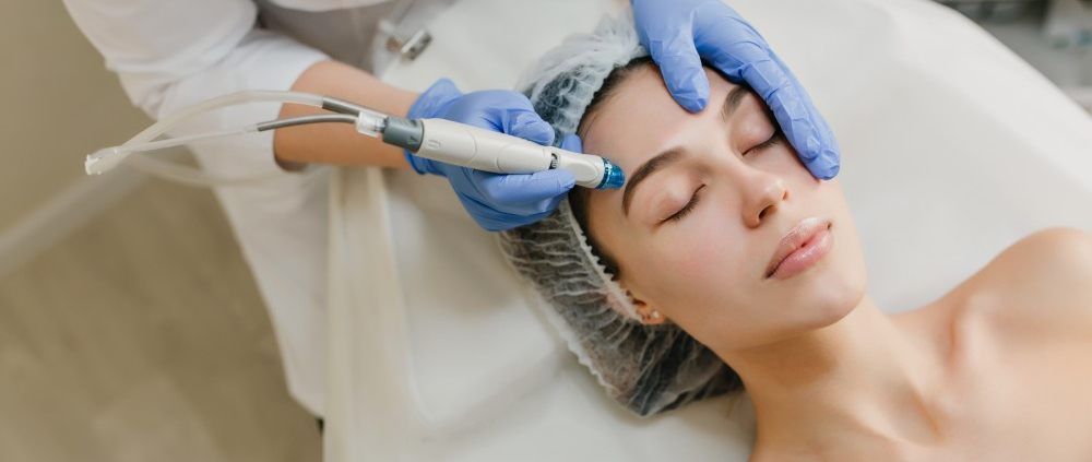 aparatología estética y peluquería