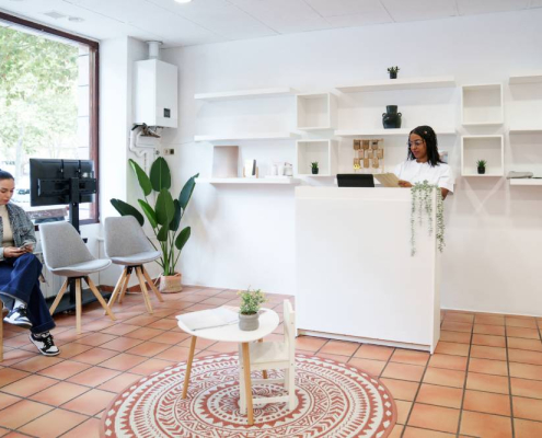 zonas de espera que mejoren la experiencia del cliente