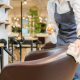 checklist para limpiar y mantener muebles de estética