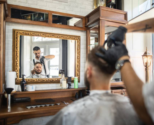 tocadores de barbería y cómo elegir la estación de trabajo perfecta para tu barshop.